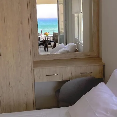 Luxury Beachfront Apartment Larnaca