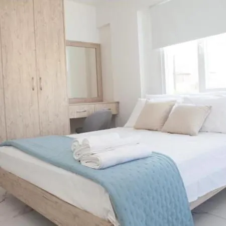 Apartment Luxury Beachfront *
